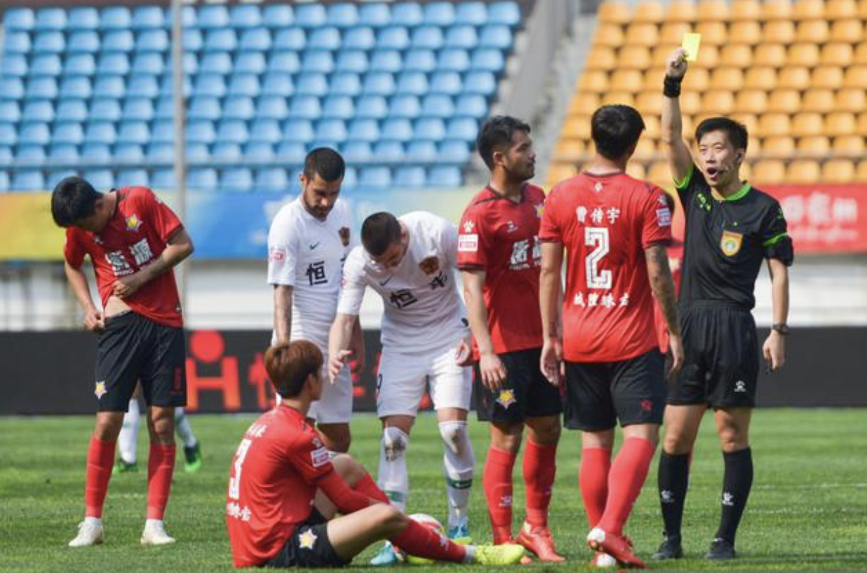 乐竟体育中文-上海申鑫客场取得横扫胜利，积分状态回暖(上海申鑫最近动向)